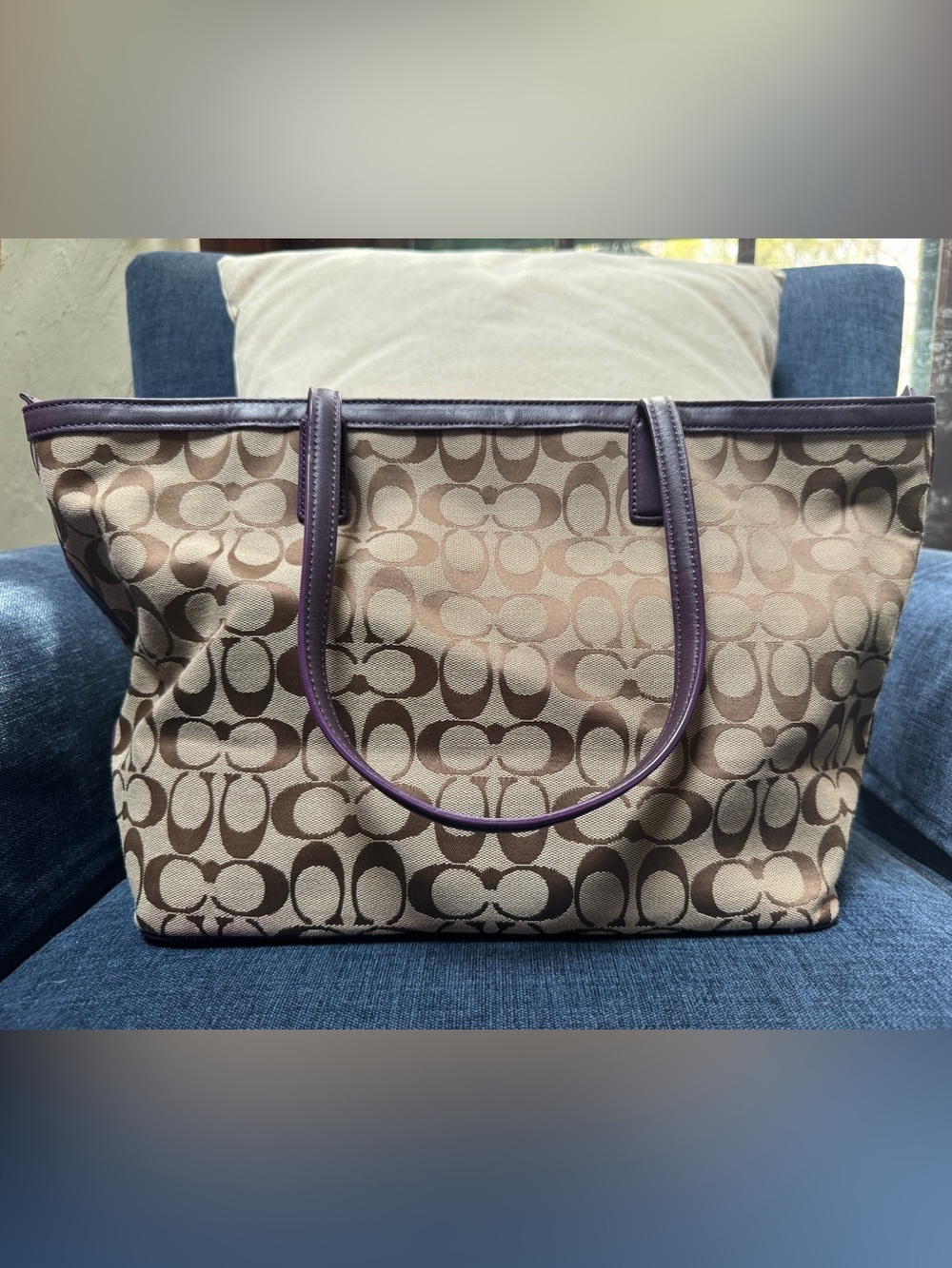 Coach Legacy Weekender Signature C Medium Zip Tote Khaki Jacquard Purple 23465 - Picture 7 of 13